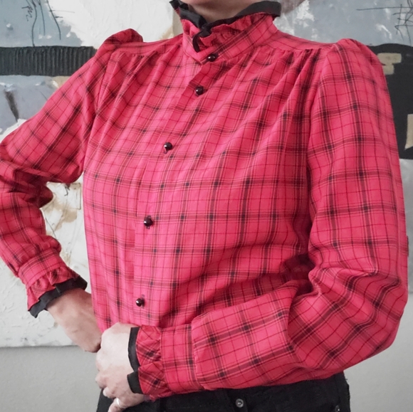 VINTAGE Willowridge High Ruffle High Neck Secretary Blouse Size 8 Red & Black - Picture 1 of 8